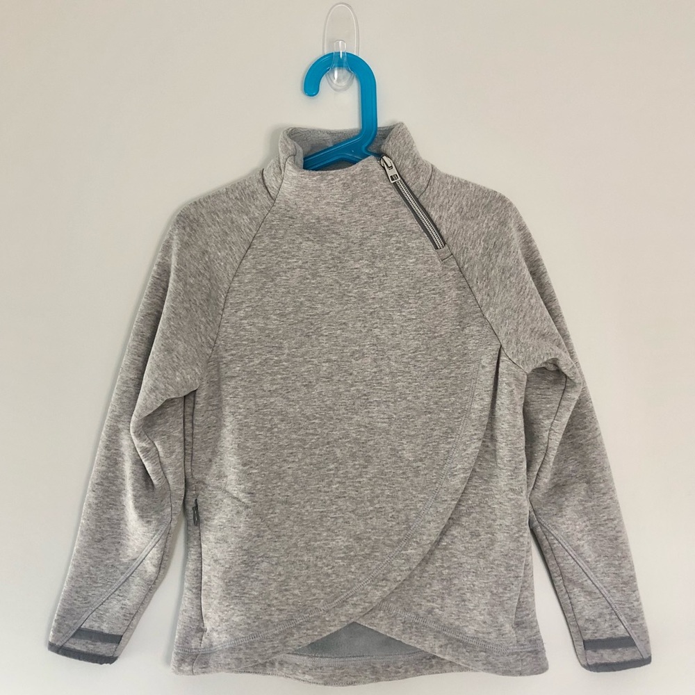Athleta Girl Crazy Grey Cozy Wrap 2.0 w/ Faux Fur Lining - Size XS/6